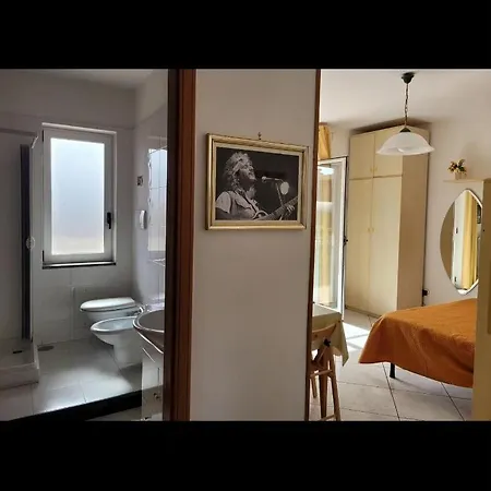 La Smorfia Couette-café